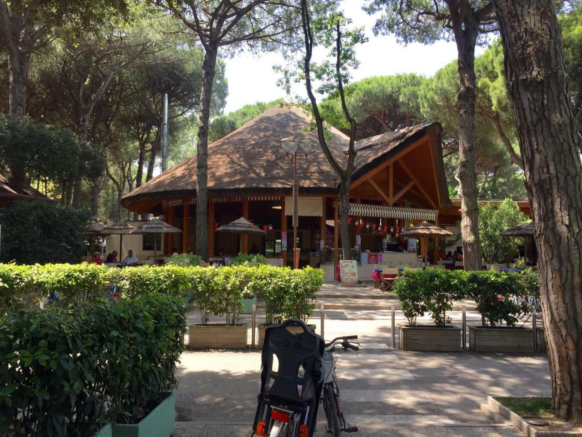 Dena Chalets - Lido Di Spina At The Beach Exteriér fotografie